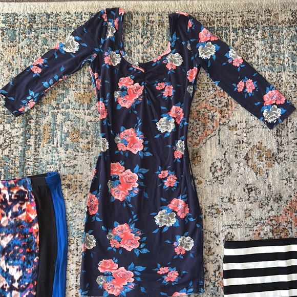 Skirt bundle/ lot - Picture 2 of 7